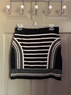 Dynamite Black White Stripe Aztec Bodycon Mini Skirt Size M Gold Stud Going Out